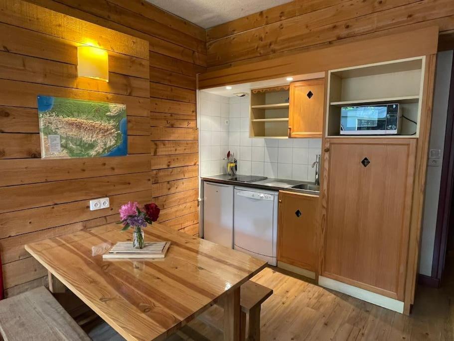 T2 Classe 3 Etoiles Coeur De Village Et Piscine Ext Сен-Лари-Сулан Екстериор снимка