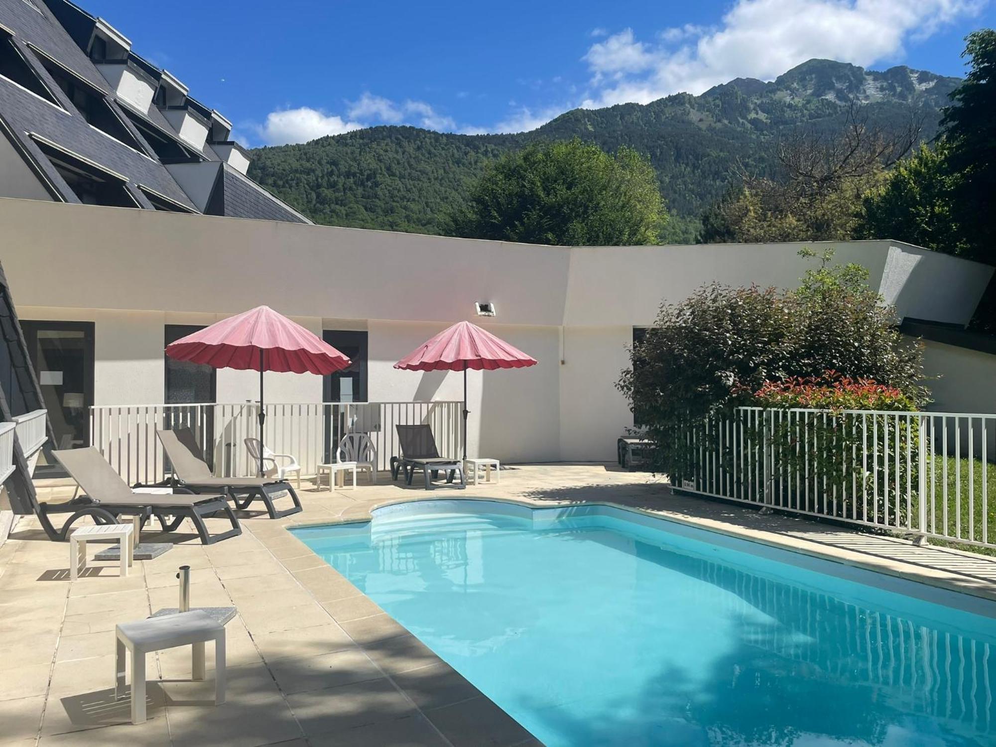 T2 Classe 3 Etoiles Coeur De Village Et Piscine Ext Сен-Лари-Сулан Екстериор снимка